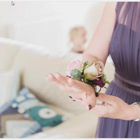 fwthumbBogdan bridesmaids corsage.jpg